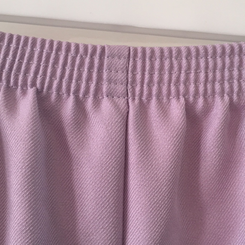 Alfred Dunner, size 14, lavender, excellent condition, elastic waist, two pocket - Picture 2 of 5